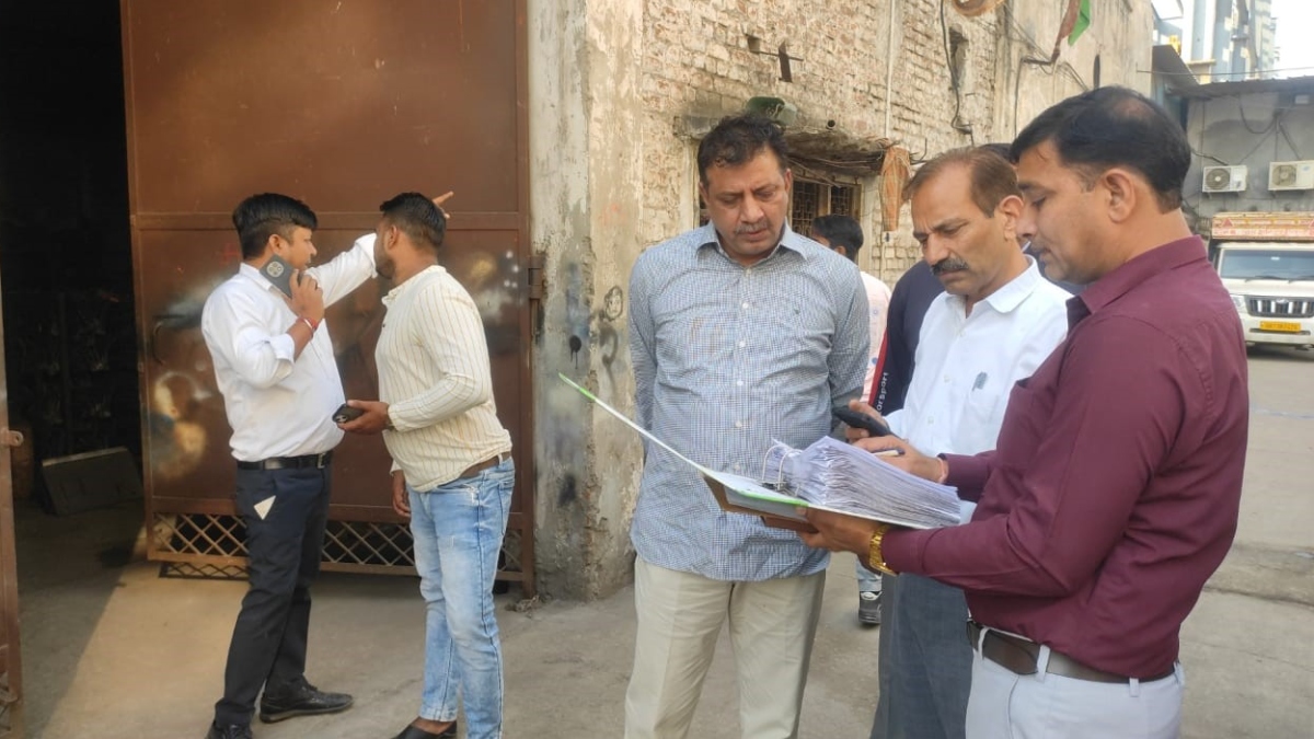 action against polluting industrial unit in faridabad