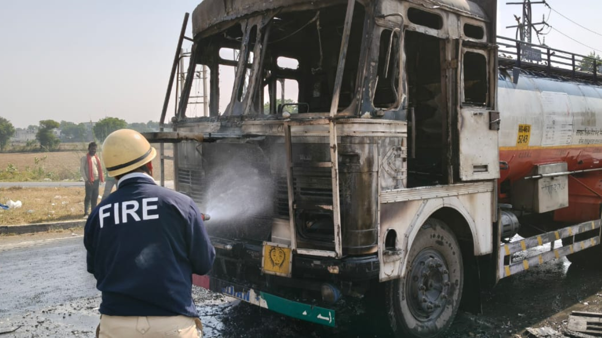 rewari diesel tanker fire driver and conductor escape unhurt