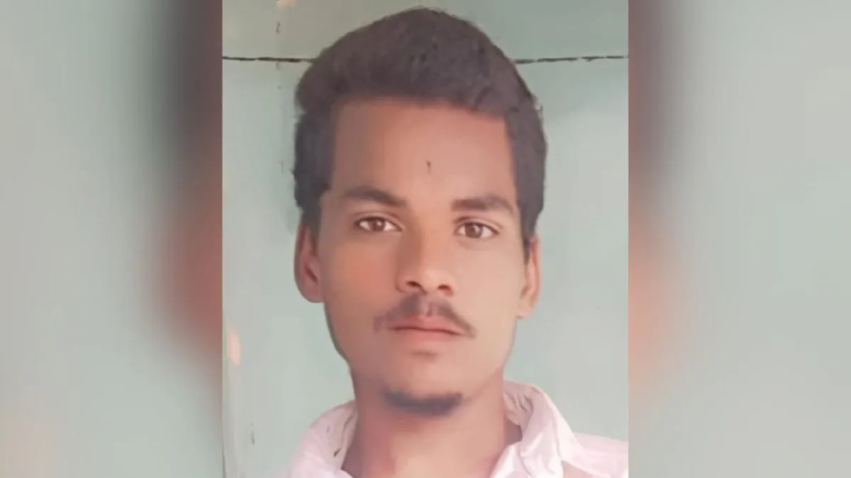 गिट्टी लदे ट्रक के चपेट में आने से बाइक सवार युवक की दर्दनाक मौत, सूचना मिलते ही परिजनों में मचा कोहराम
