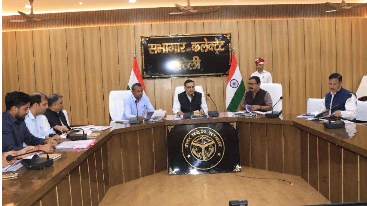 highway construction should be completed before the rains instructions to expedite the construction of bareillypilibhit highway