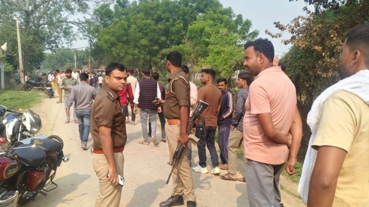 jalaun youth shot in leg after dispute between two groups