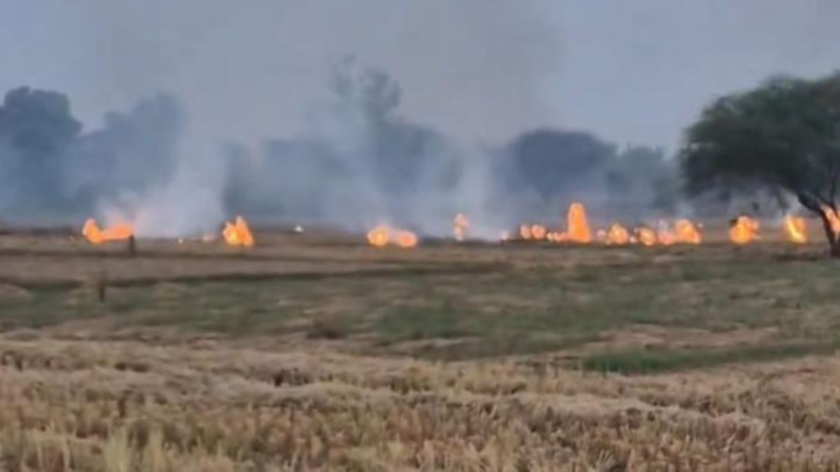 air pollution in etah stubble burning increases aqi