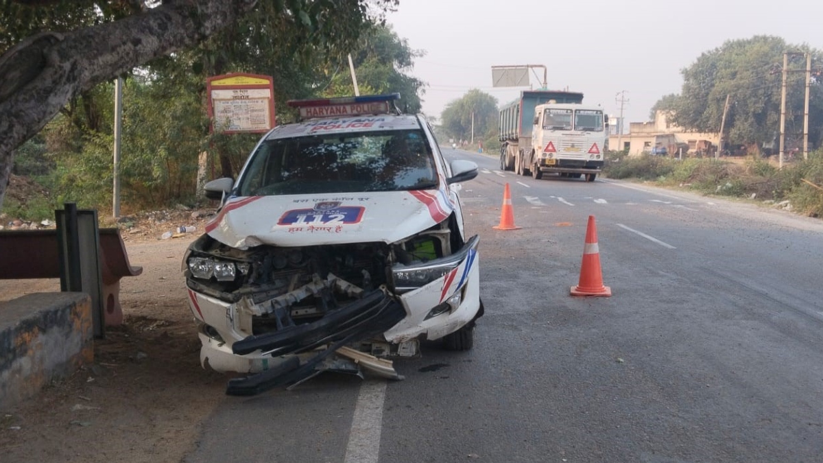 police vehicle crashes while saving blue bull in nizampur