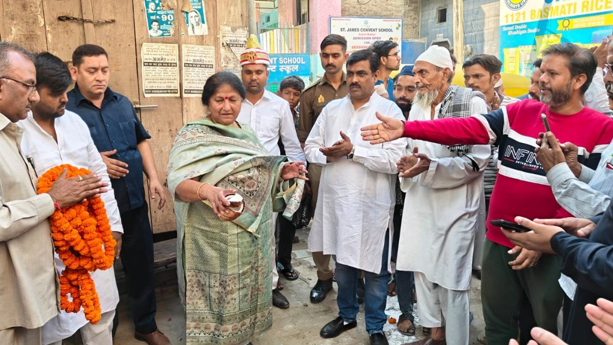 ghaziabad road construction begins in five wards with 5 crore project