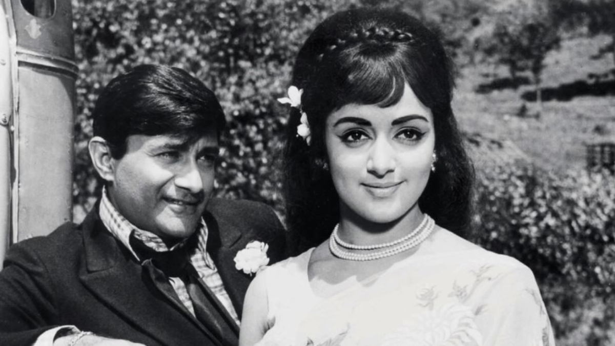 johny mera naam unknown facts director almost rejected hema malini producer took help of astrologer