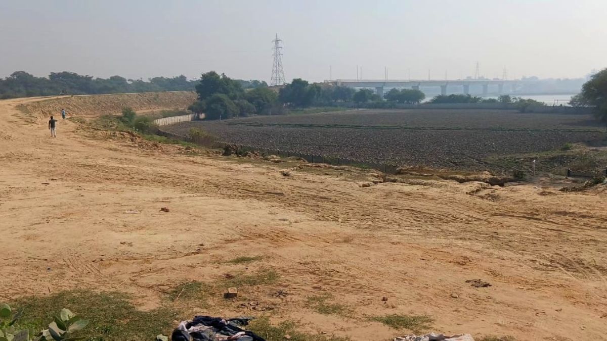 new vrindavan entrance ready 95 complete from yamuna expressway