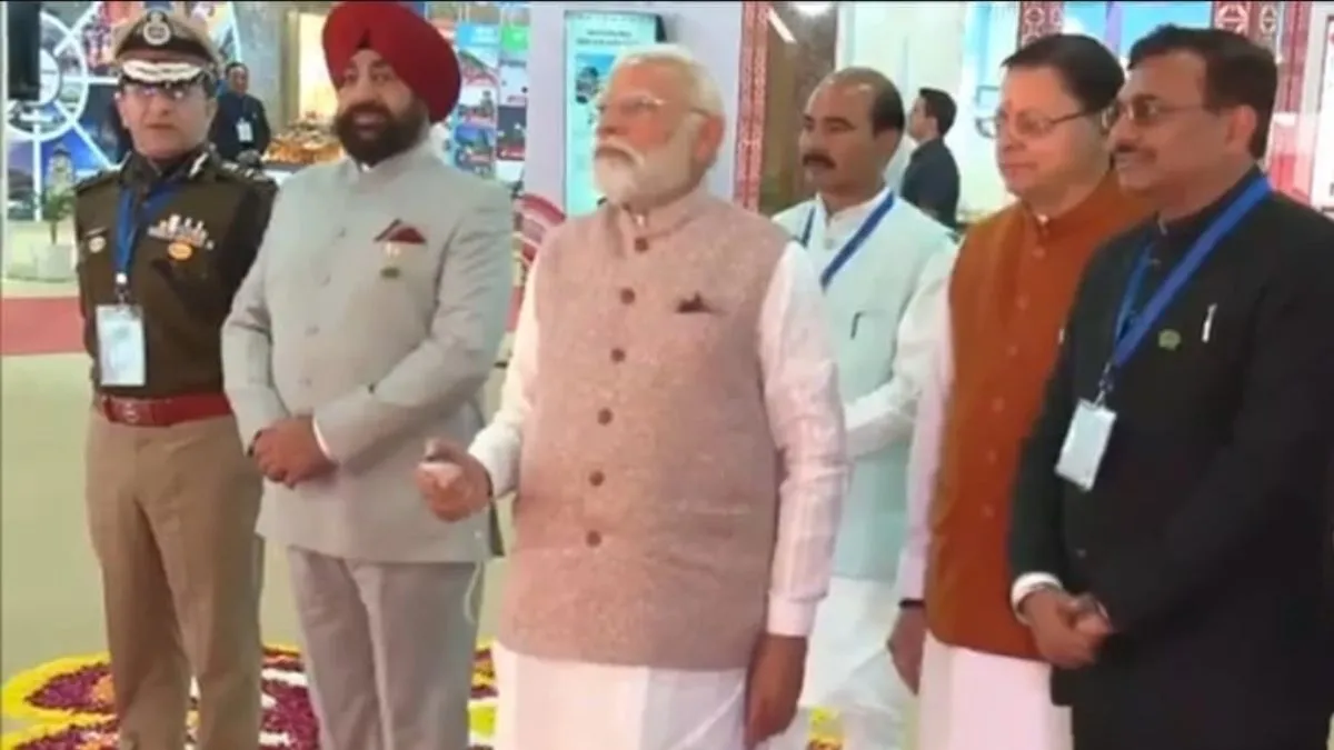 PM Modi Dehradun Visit Live update: पीएम मोदी ने देहरादून में किया विभिन्न परियोजनाओं का लोकार्पण और शिलान्यास
