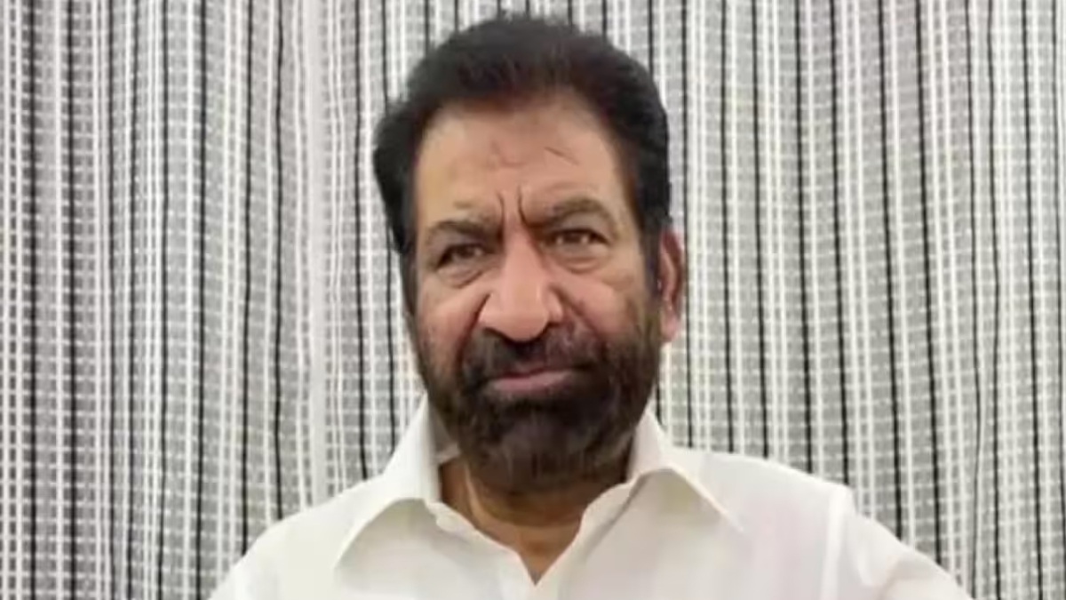 aap suffers setback veteran leader shoaib iqbal resigns before delhi mcd byelection