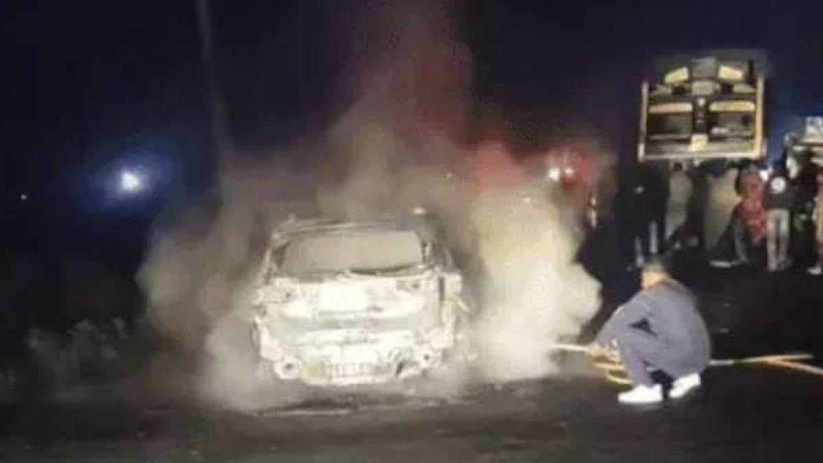 car caught fire after being hit by a speeding truck killing government lawyer and cousin