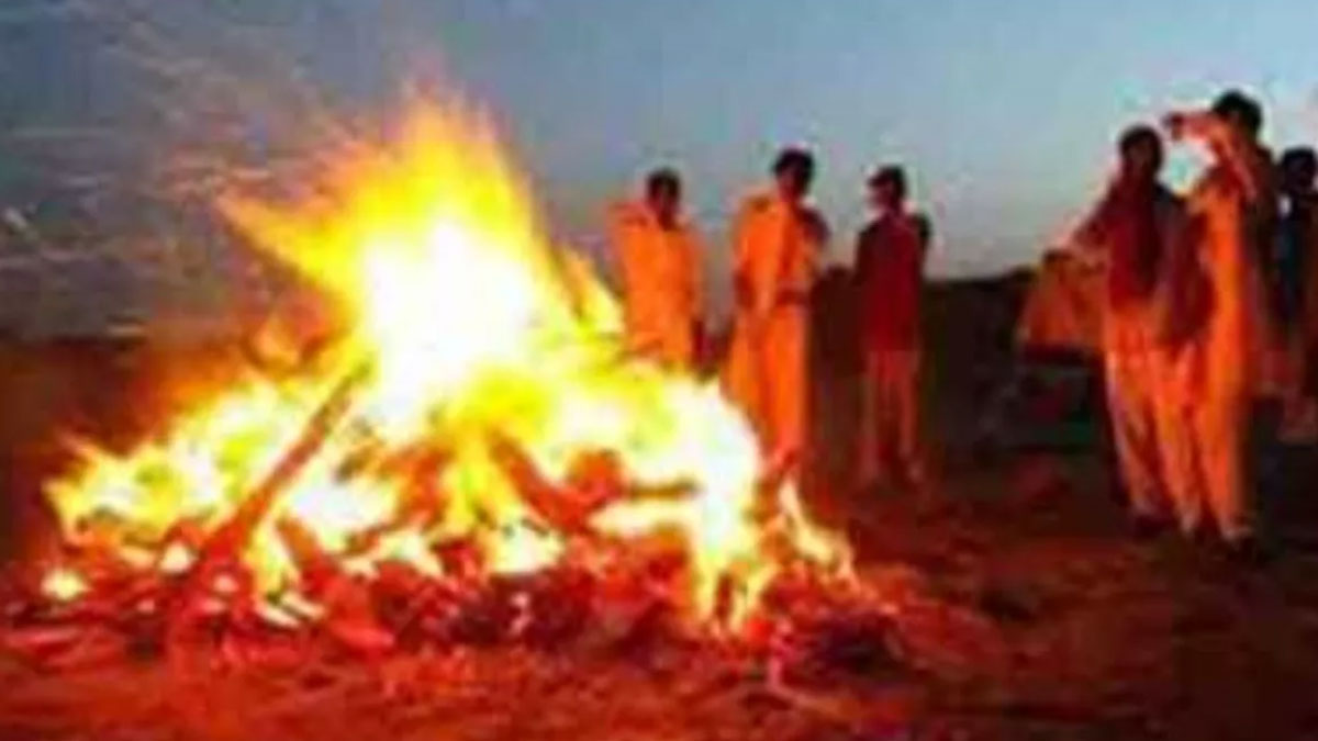 three teenagers who came for the funeral drowned in the ganga