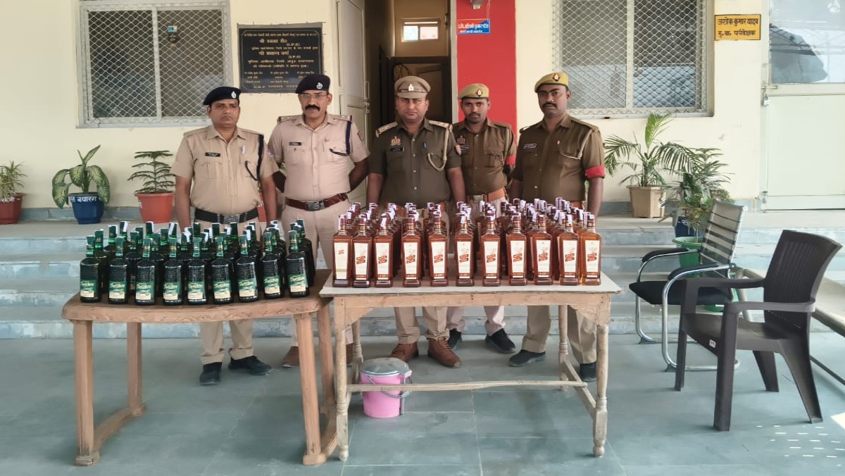 120 bottles of english liquor recovered from the ac panel of jai nagar express in jaunpur