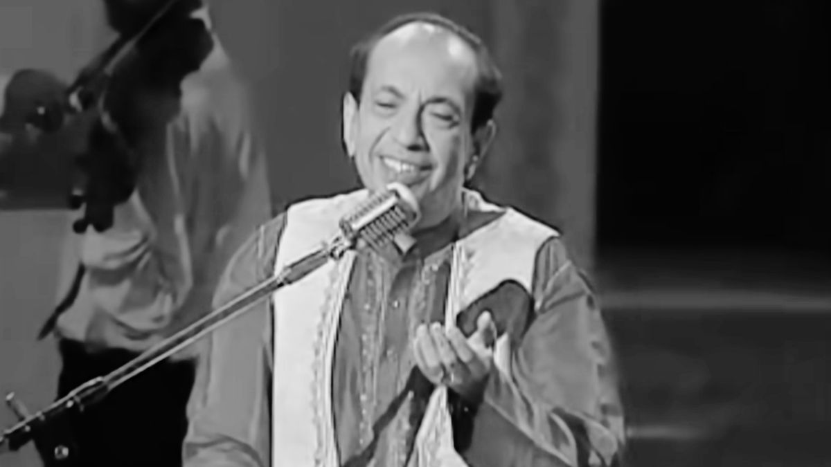 mahendra kapoor desh bhakti song ab ke baras tujhe dharti from manoj kumar kranti movie best patriotism song after 44 years