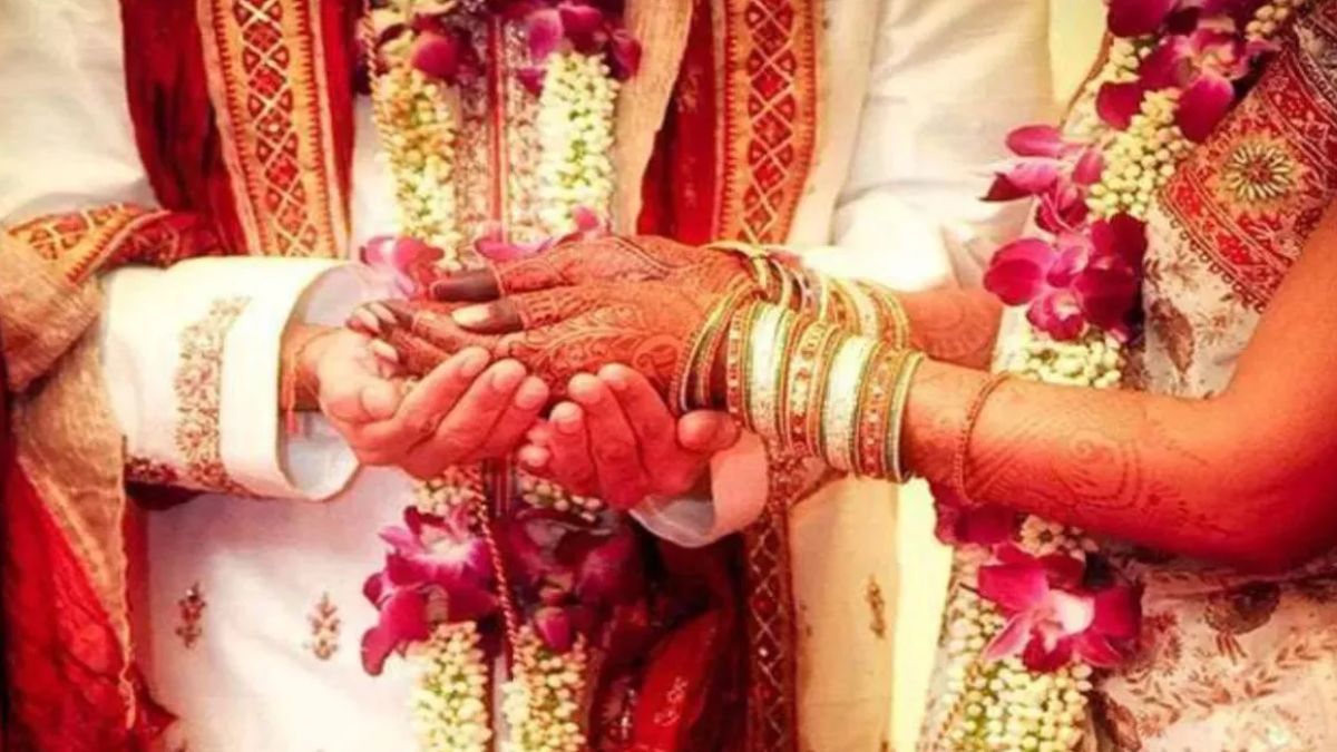 samuhik vivah on 21 november 452 couples will have a mass kanyadaan and will receive 24 types of gifts