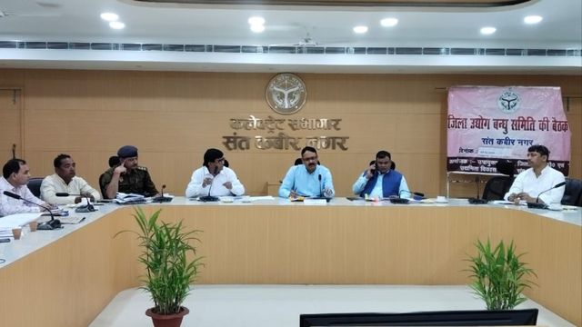 जनशिकायत निस्तारण में पुलिस ने रचा इतिहास, पांचवी बार टॉप पर रहा यूपी का यह जिला
