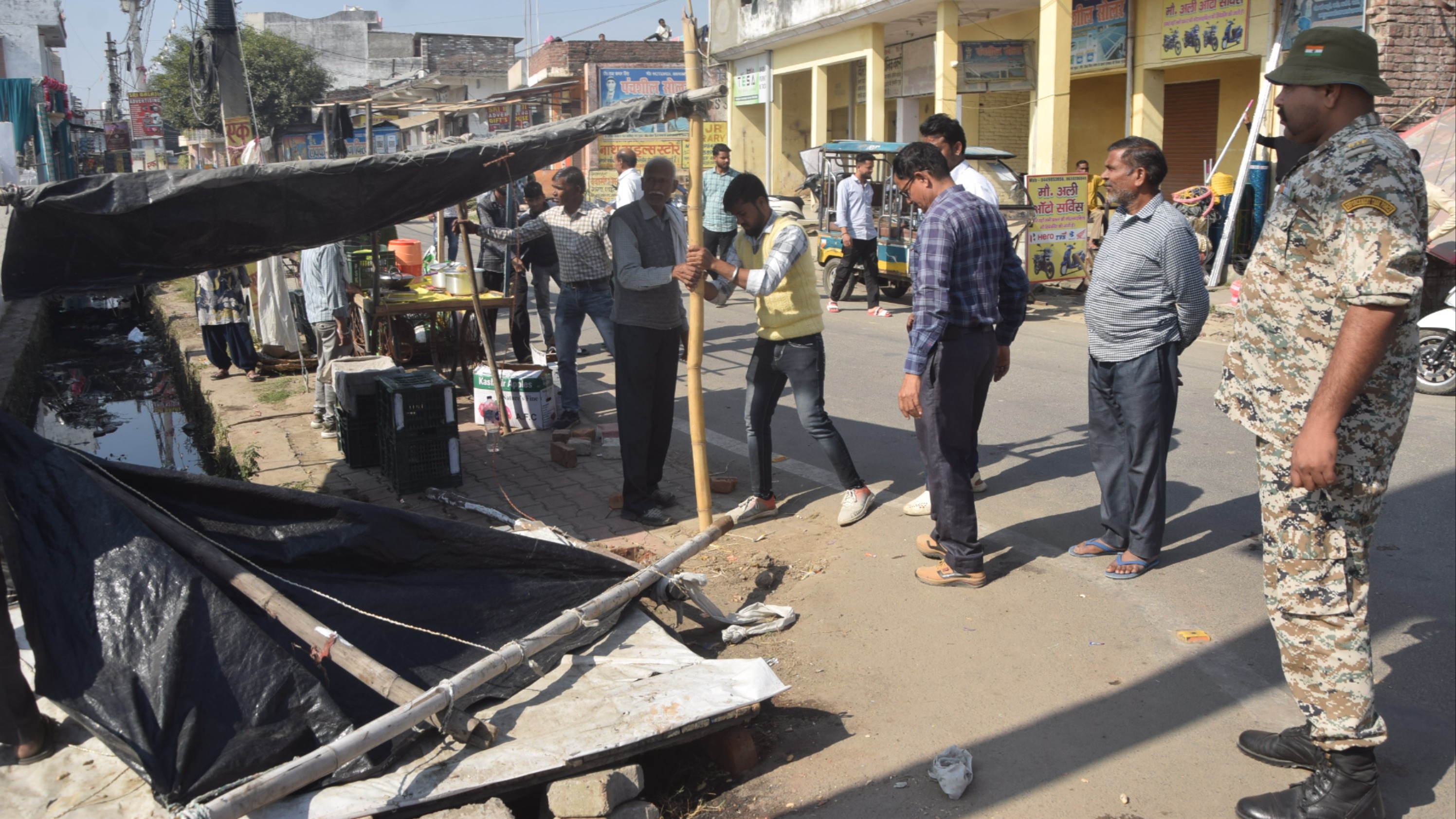 moradabad illegal construction demolished by mda