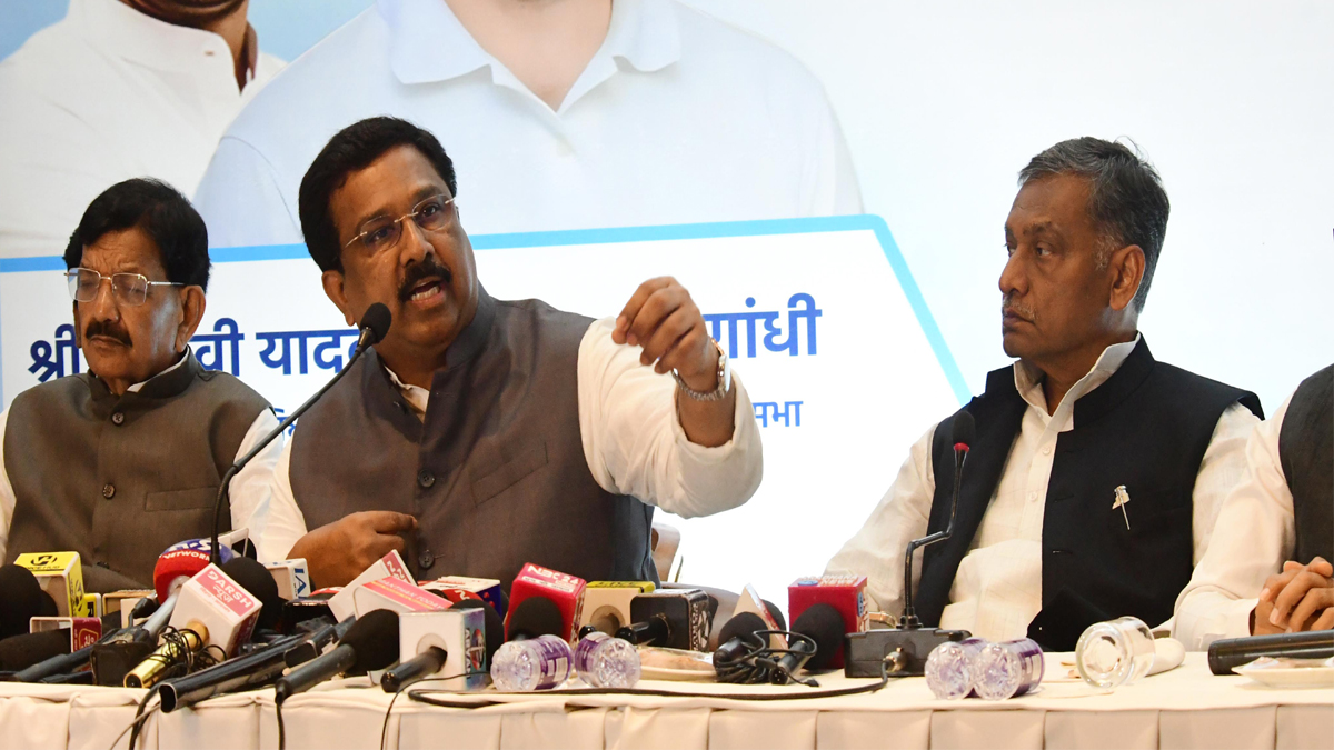 bihar elections 2025 congress promises to end unemployment and migration