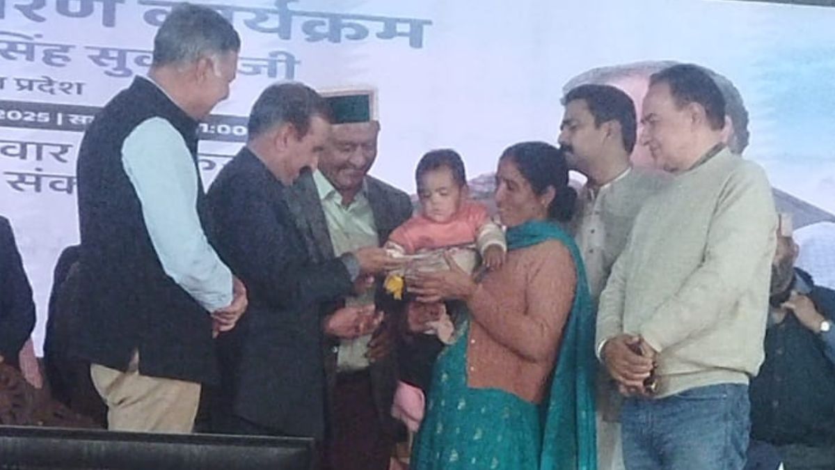 himachal government supports orphaned nitika with 28 lakh after disaster