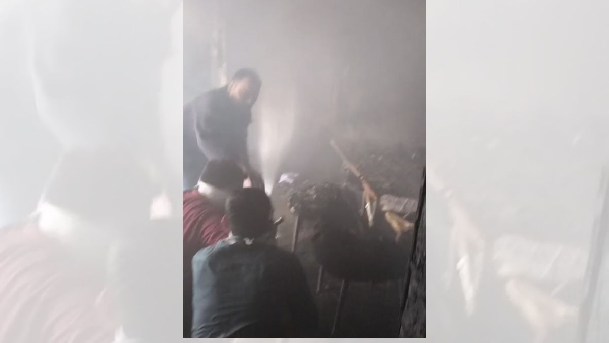 fire in gurugram apartment lakhs lost in sector 103 society