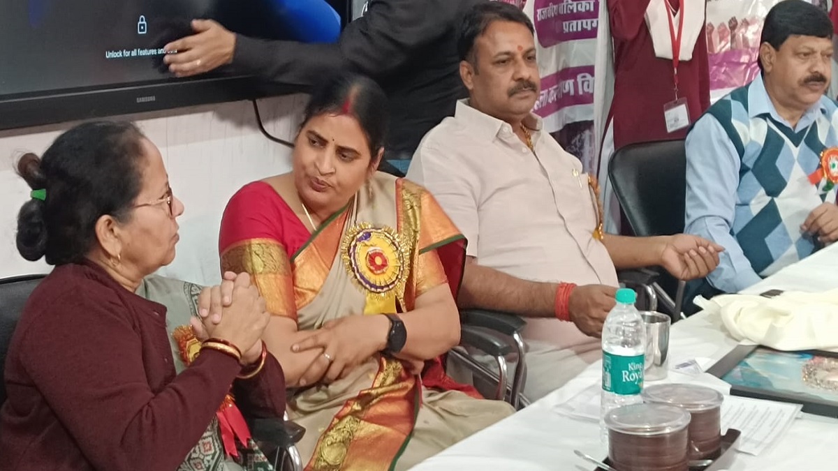 state women commission member pratibha kushwaha emphasized girl empowerment in pratapgarh