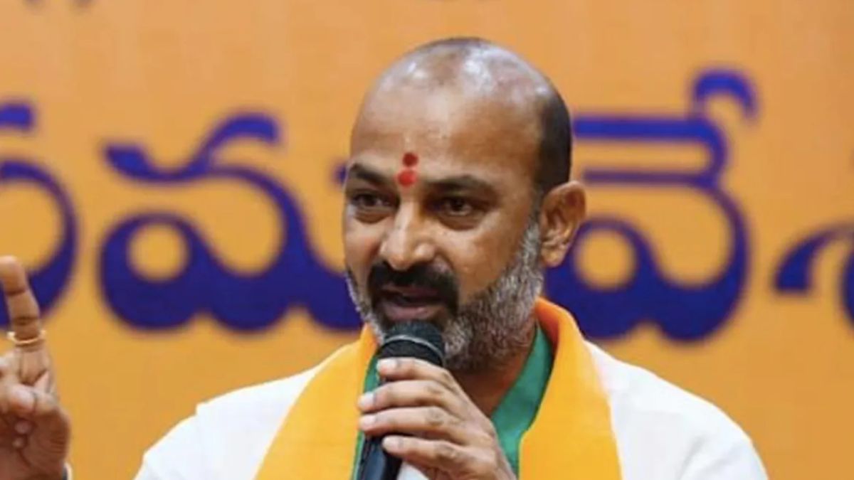 minister bandi sanjay alleges exploitation of hindu girls in hyderabad know detail
