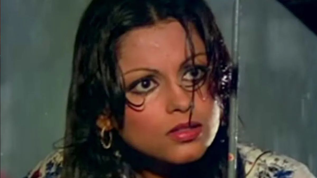 dimple kapadia sister simple kapadia work with her brother in law rajesh khanna flop 70s actress