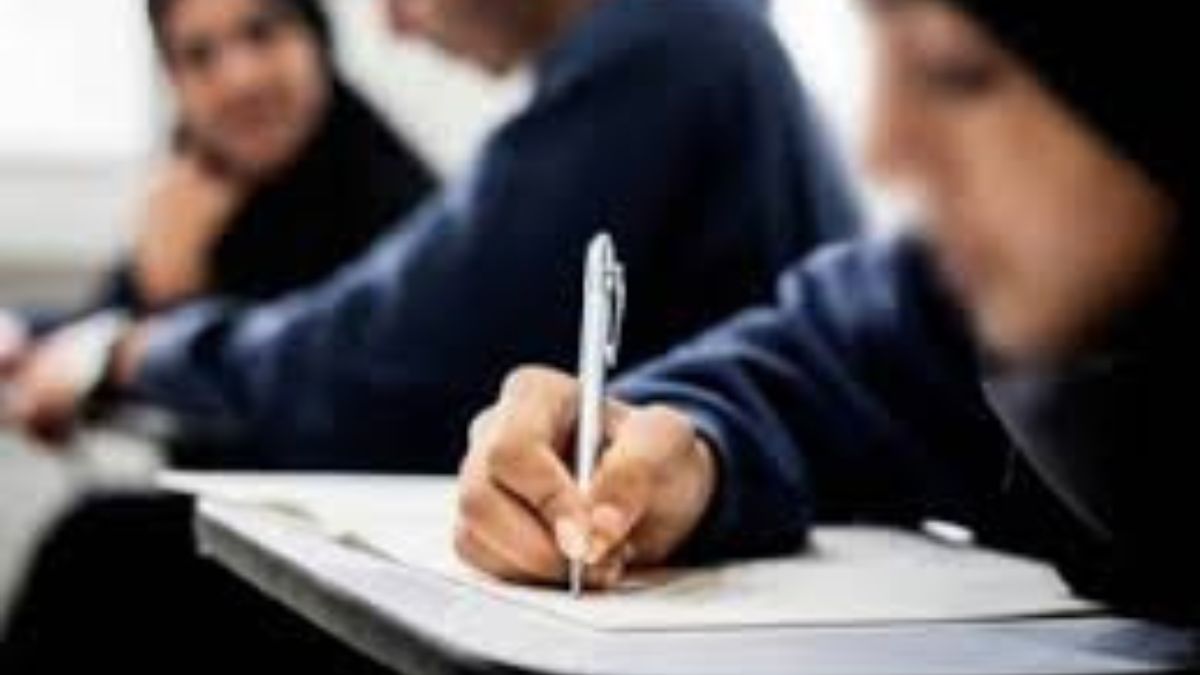 vande mataram row muslim community reacts to mandatory singing in up schools