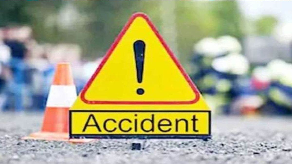 two people died when a bolero carrying pilgrims returning from maihar darshan overturned in sonbhadra