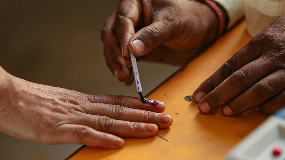 jammu and kashmir bye elections voting in budgam nagrota today nc facing tough competition for the first time since 1977
