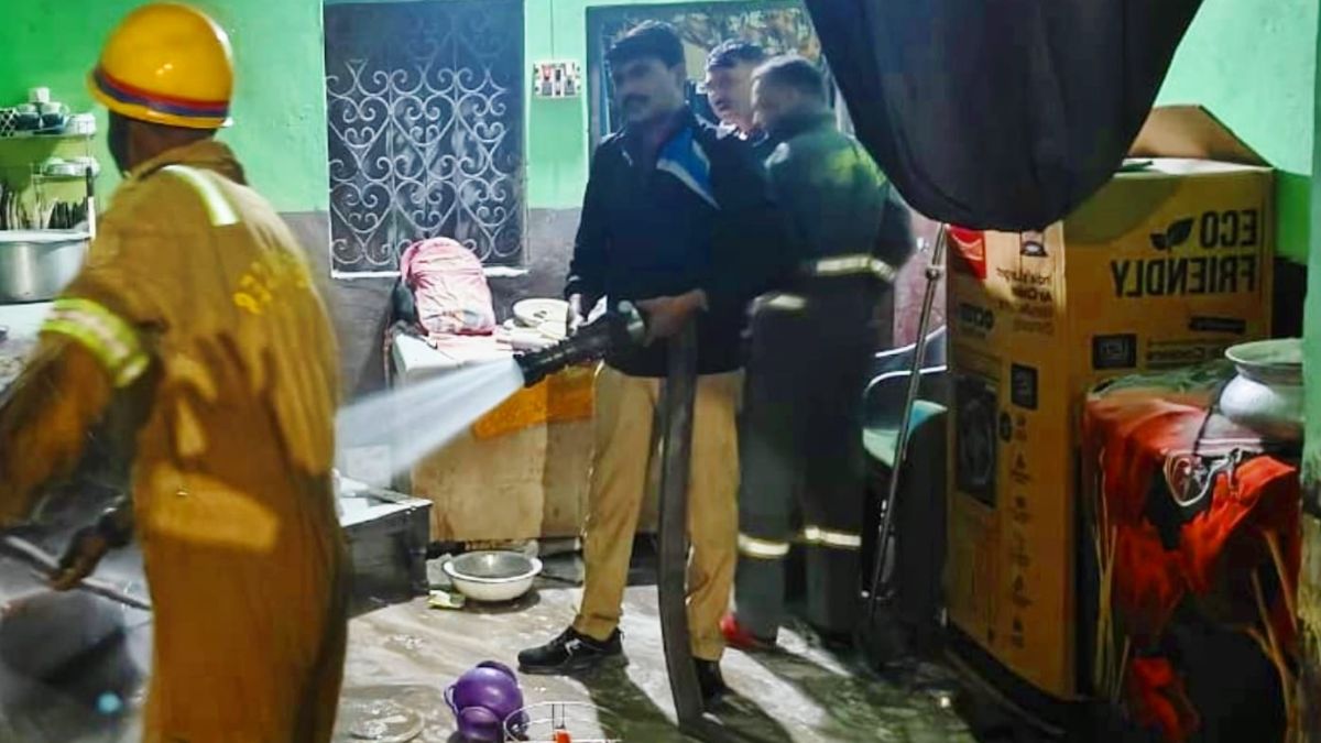 moradabad fire news cylinder catches fire after gas leak