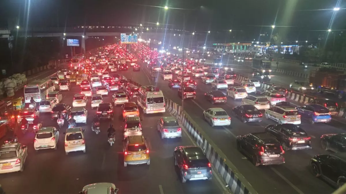 delhimeerut expressway abes cut causes increased travel time