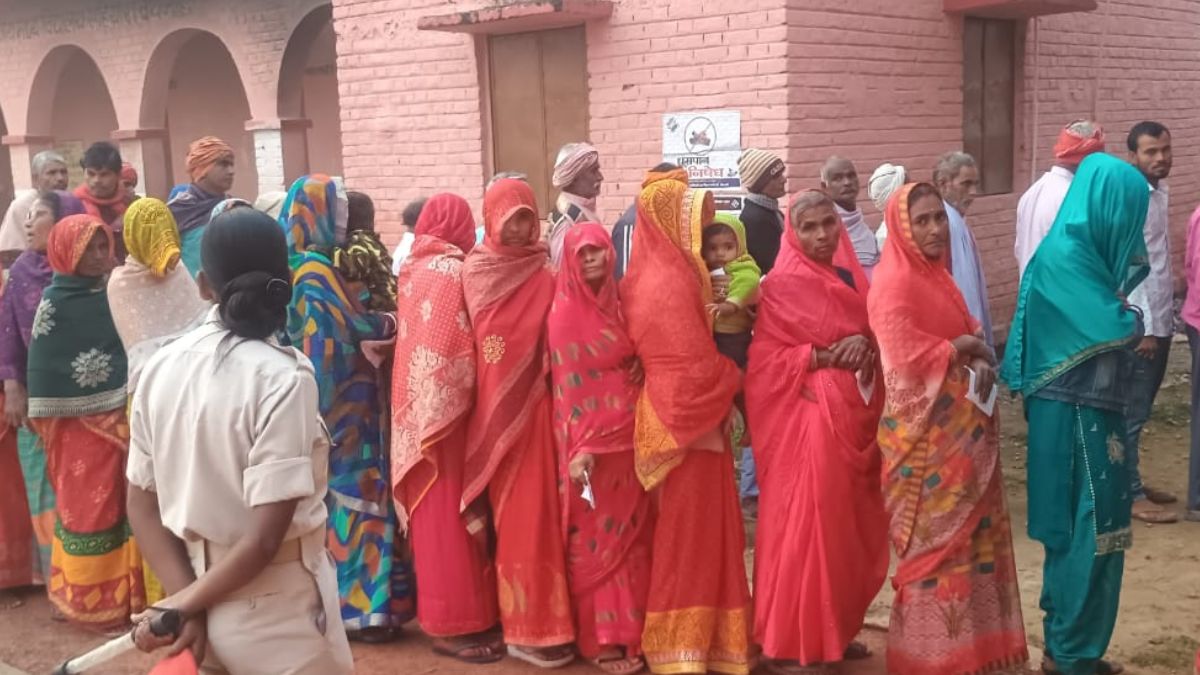 bathnaha vidhan sabha chunav 2025 voting check bihar election voting latest news bjp vs congress vs jansuraj candidates list