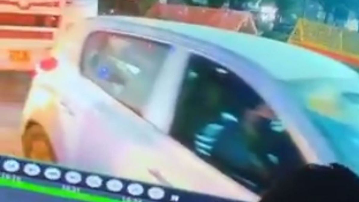 delhi blast lone suspect captured on cctv police investigating