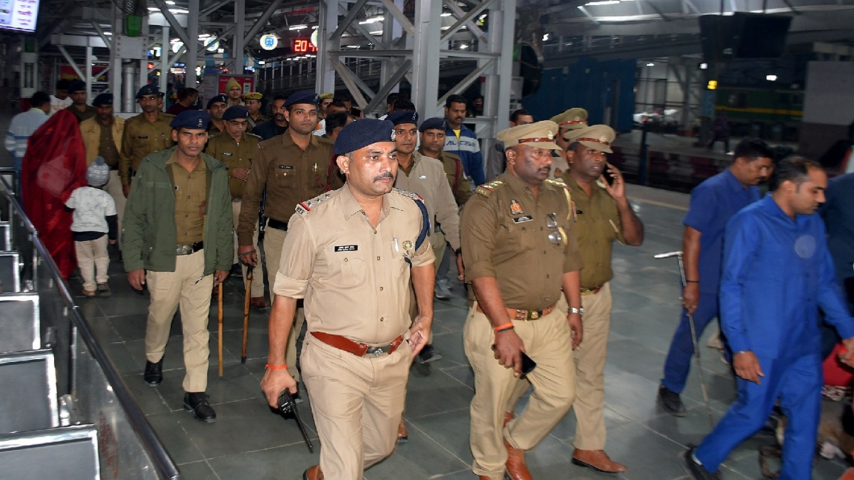 prayagraj high alert security tightened at railway and bus station after delhi blast