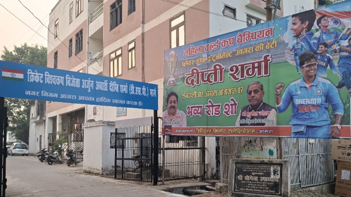 deepti sharmas road show will start from kailashpuri turn