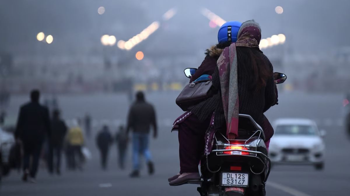 delhi weather update coldest morning temperature drops to 102 degrees celsius