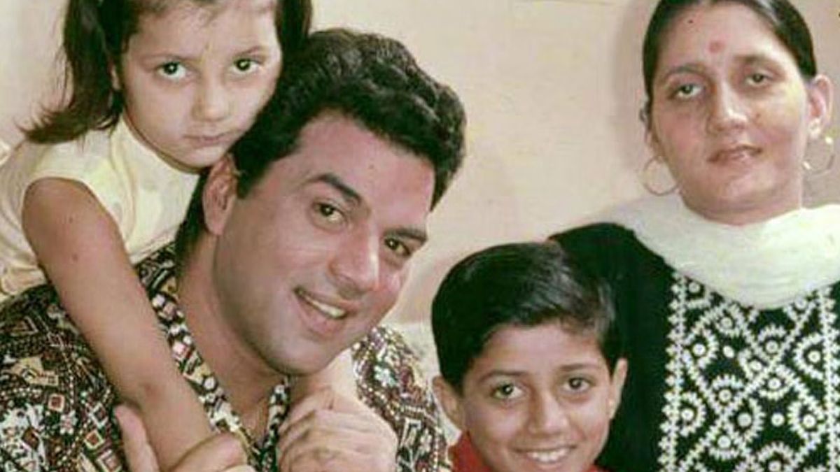 dharmendra elder daughter ajeeta deol works as psychology teacher in america