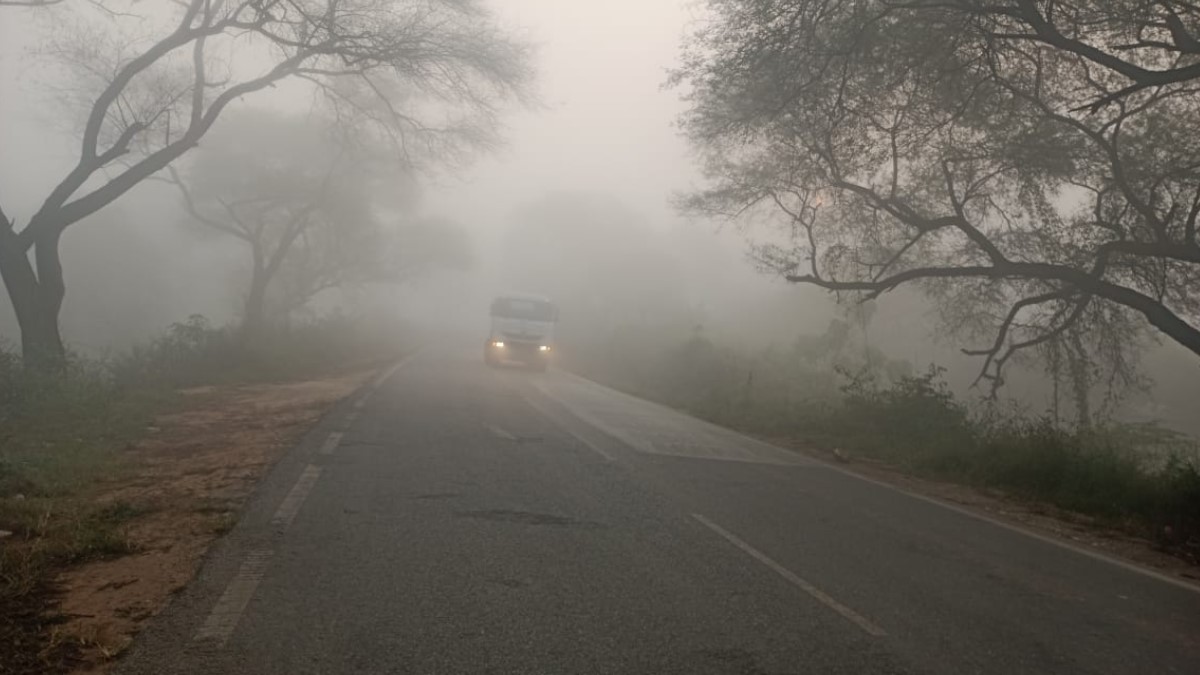 sonbhadra fog dense fog disrupts traffic increases cold