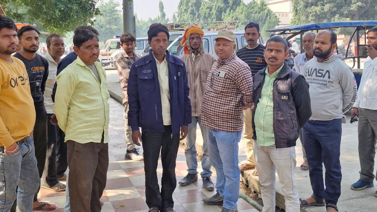 kannaauj road accident uncle dies two nieces injured in bike collision