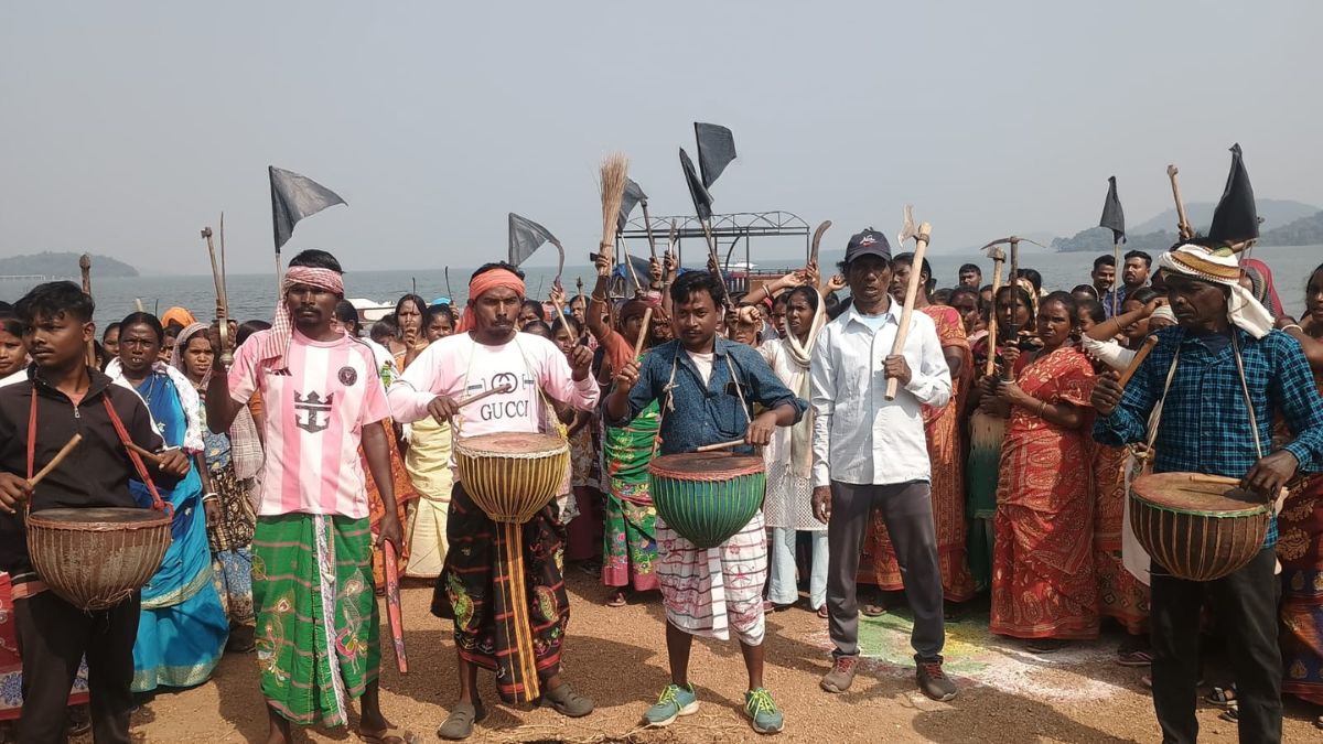 gogna ghat protest villagers oppose adventure boating burn effigies