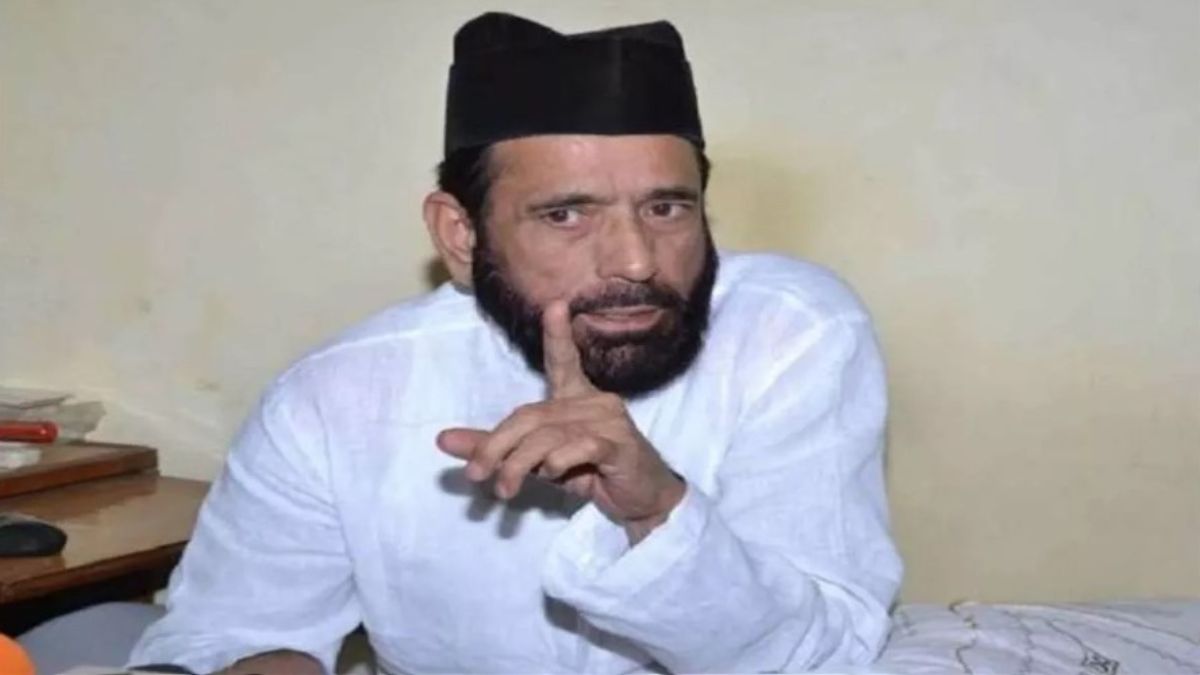 maulana tauqeers judicial custody extended will remain in jail until november 25