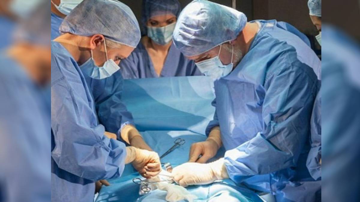 doctor anubhav became an angel and gave new life to vaheeda who was battling bone tumor