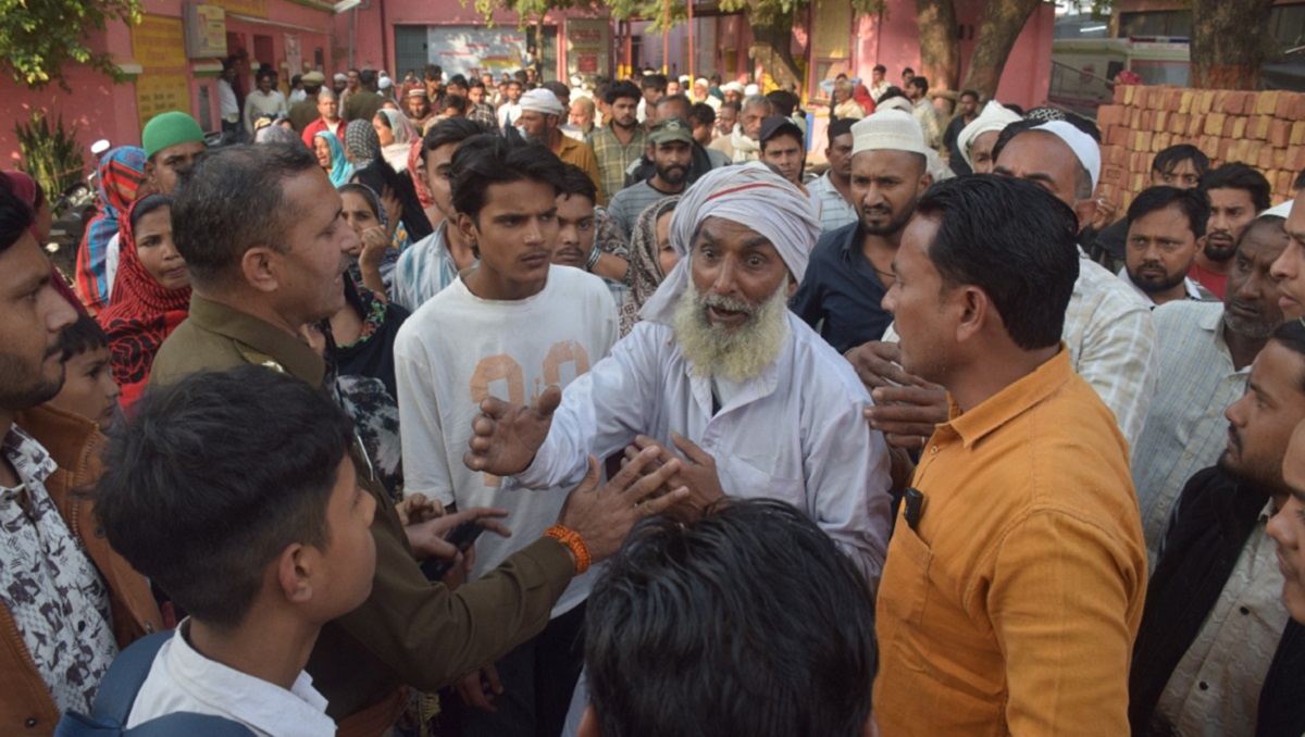 bagpat man killed over love marriage at cemetery