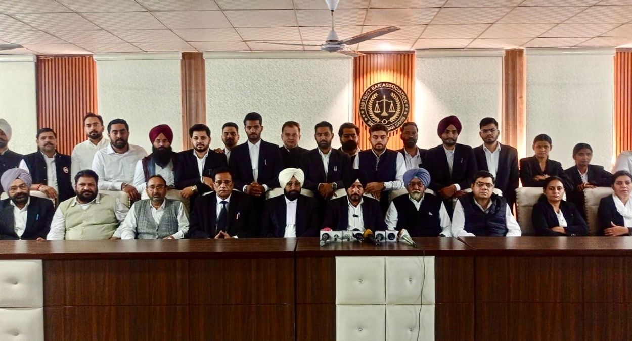 lawyers strike over fir bar association announces twoday protest