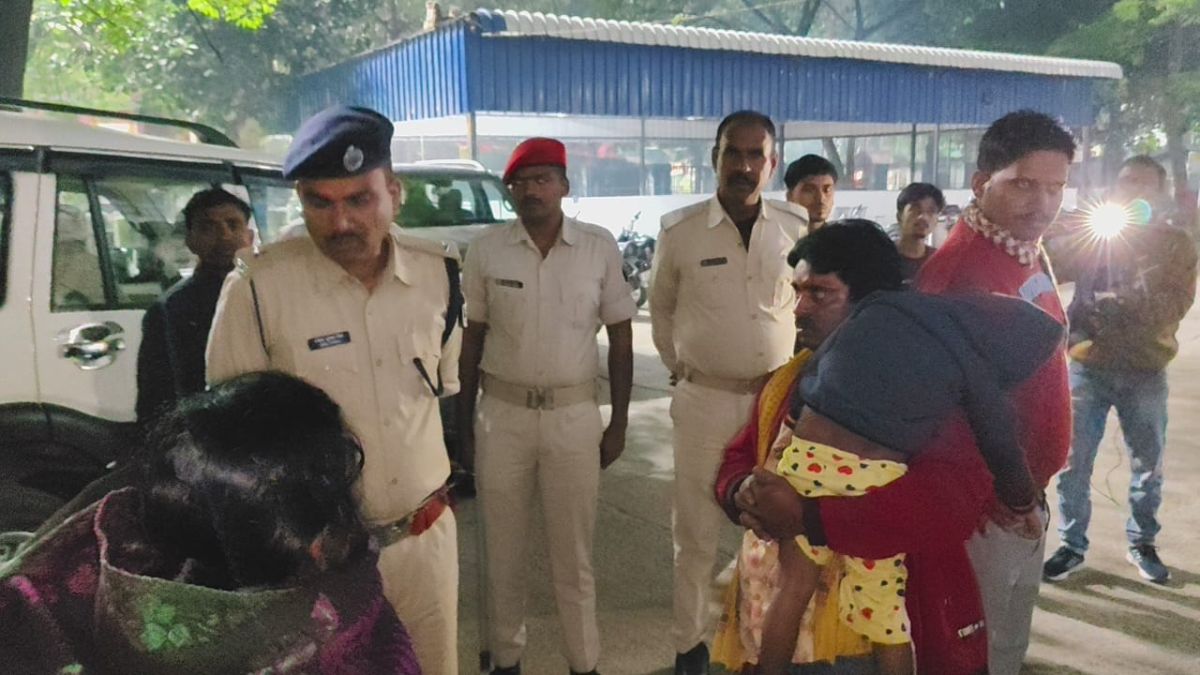 woman eat poison with 3 children after dispute with husband in bihar