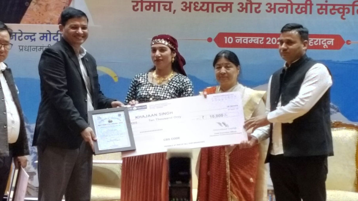 khajan and neelam of jaunsar received best homestay award
