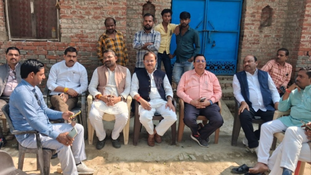 ram chet death rahul gandhi consoles family promises support