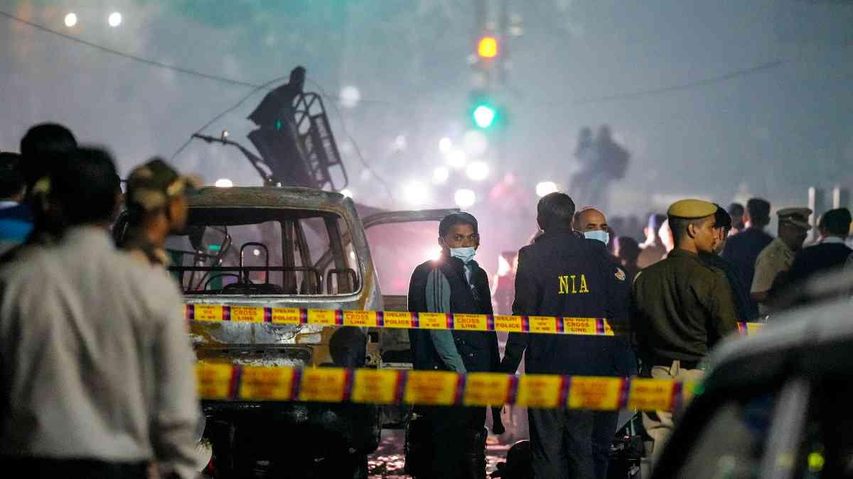 delhi blast update nia formed investigation team to probe car incident