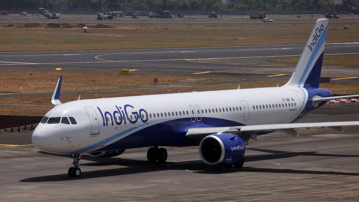 bomb threat to indigo high alert at delhi mumbai goa airports