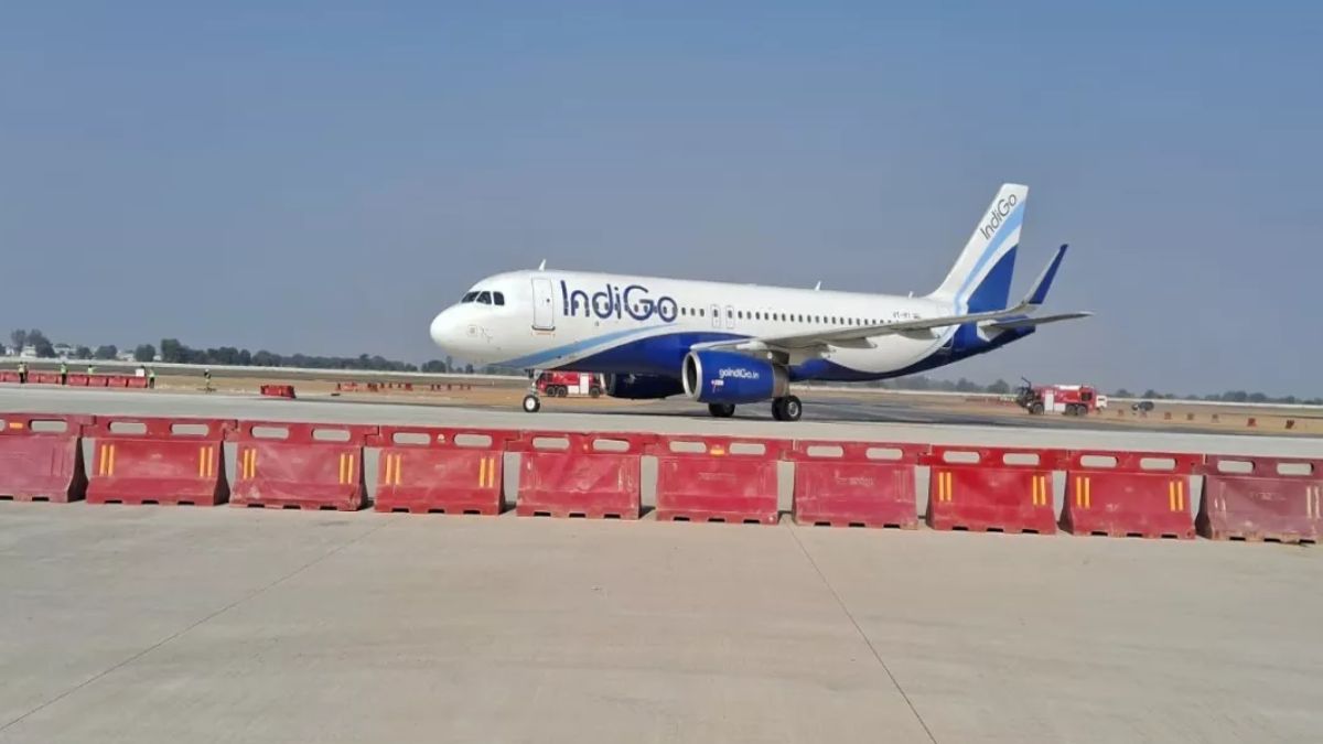 noida international airport flight start date announced