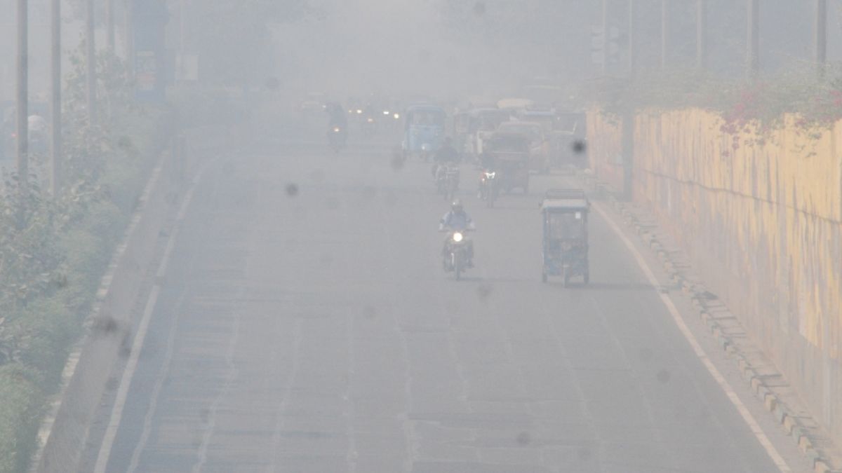 noida air pollution crisis aqi soars grap stage 3 implemented